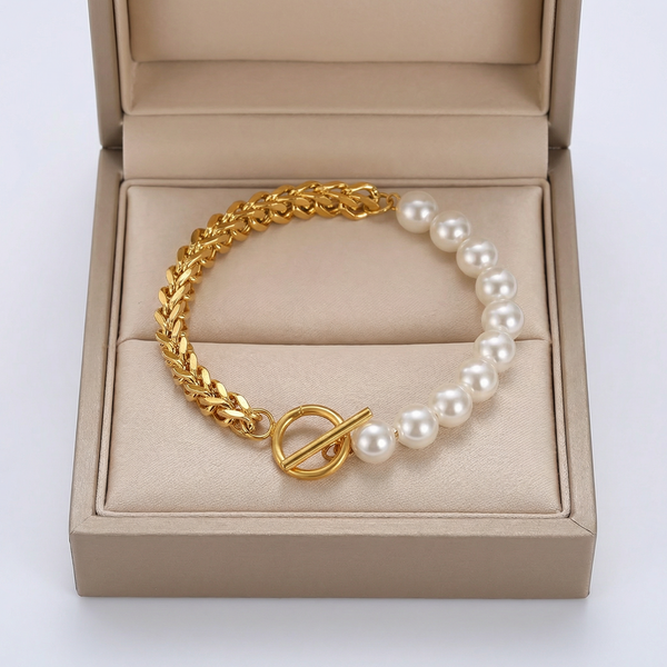 Pulsera Elegante de Oro y Perlas